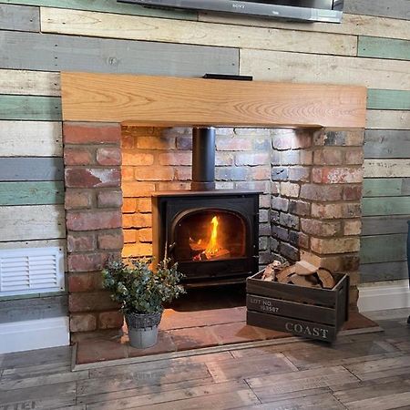 Villa Den Of Joy Humberston Fitties Sleeps 6,Hot Tub,Log Burner Cleethorpes Exterior foto
