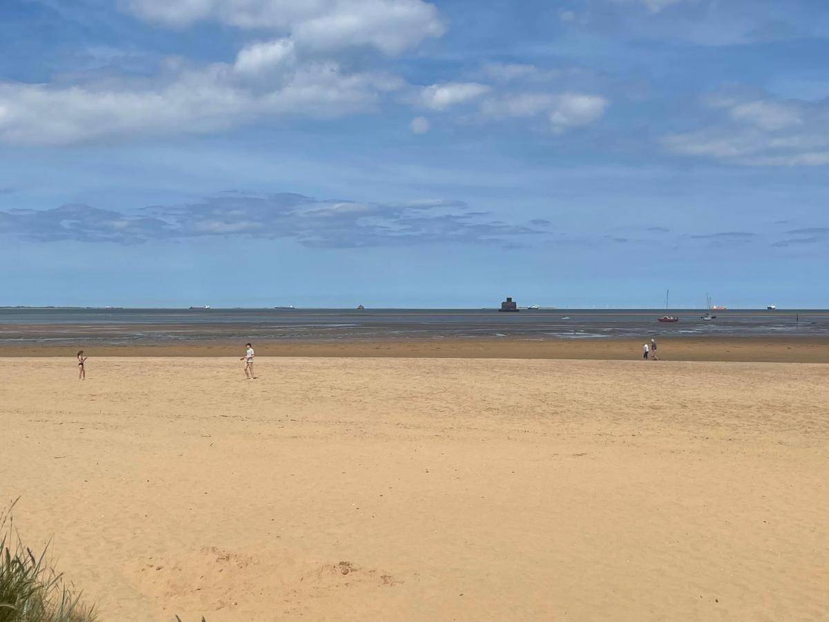 Villa Den Of Joy Humberston Fitties Sleeps 6,Hot Tub,Log Burner Cleethorpes Exterior foto